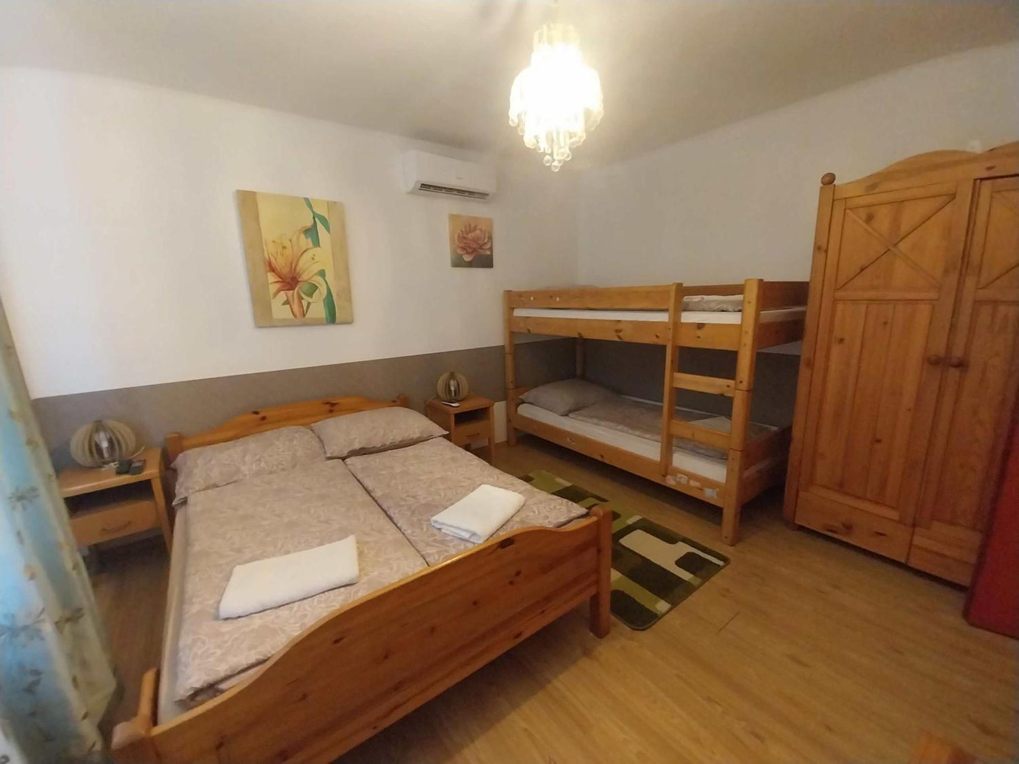 Liptak Vendeghaz Hotel Токай Екстериор снимка