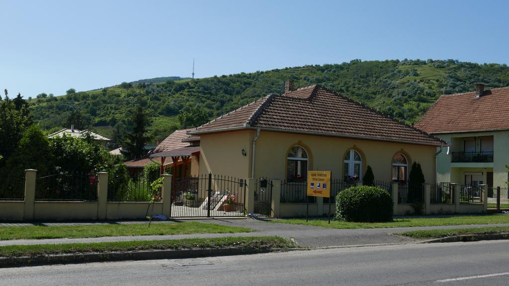 Liptak Vendeghaz Hotel Токай Екстериор снимка